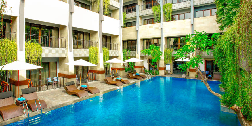 Séjour 17J/15N à Bali (Legian) en Hôtel 4* : Vols A/R depuis Paris + Petit-déjeuner inclus pour 2 personnes (du 22/11 au 08/12/26)
