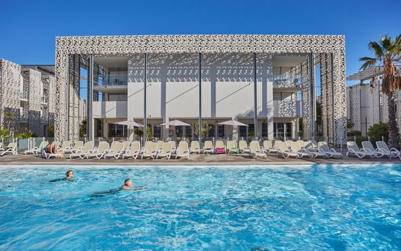 Séjour 3J/2N pour 2 personnes au Cap d'Agde Hôtel 4 ★ avec cuisine, spa, piscine, parking inclus, 150 m de la plage - Ex: du 27/09 au 29/09