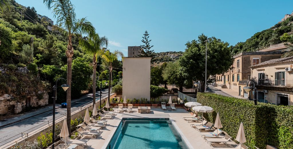 Séjour Bien-Être 4J/3N en Sicile pour 2 personnes à l'Hôtel 4★, Location de Voiture, Petit-Déj, Spa & Piscine - Ex : Du 28/09 au 01/10