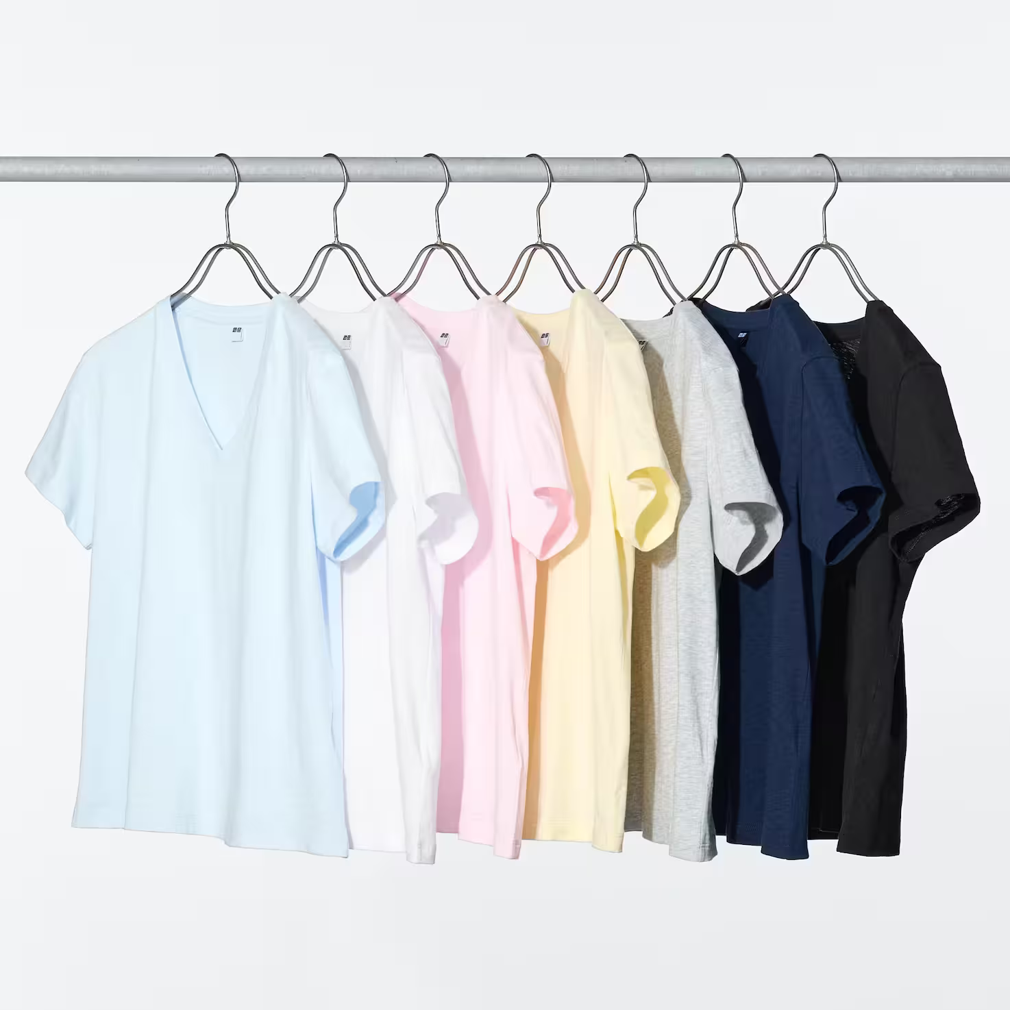 T-Shirt Col V Uniqlo - 100% Coton, Tailles du XXS au XXL