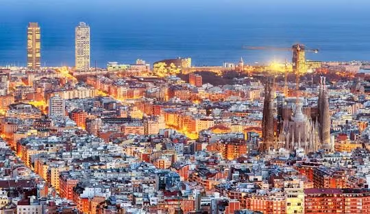 Vol Aller/Retour Paris (BVA)  Barcelone (BCN) Espgane, Plusieurs Dates Disponibles - Ex : Du 29 Août au 9 Septembre (Bagage 40x30x20cm)