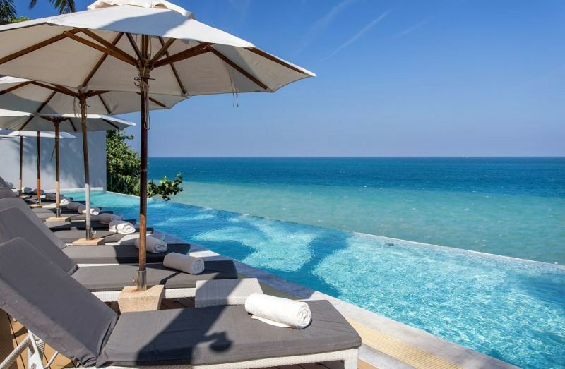 Séjour 15 jours / 12 nuits à Phuket au Cape Sienna Hotel 5* avec Vol A/R depuis Paris, Petit-déjeuner & Transferts à 842 € / pers.